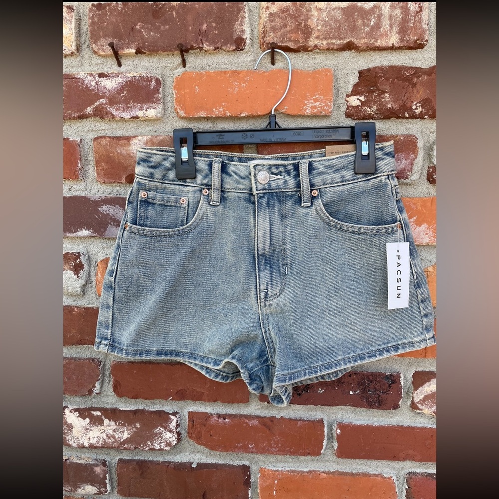 NWT PacSun High Rise Festival